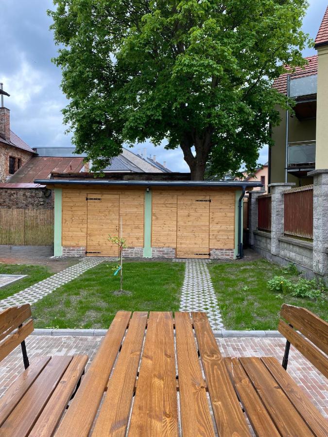 Apartmany Tachov - Couple Exterior foto